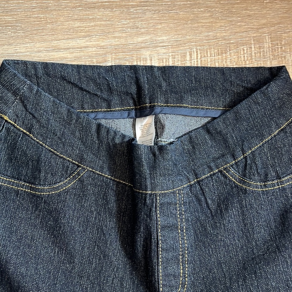Maternity dark flare jeans under belly  small - Picture 3 of 7